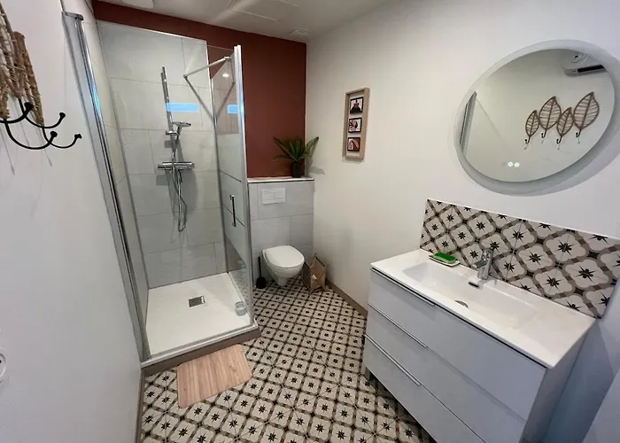 Les Pieds Dans L'eau *